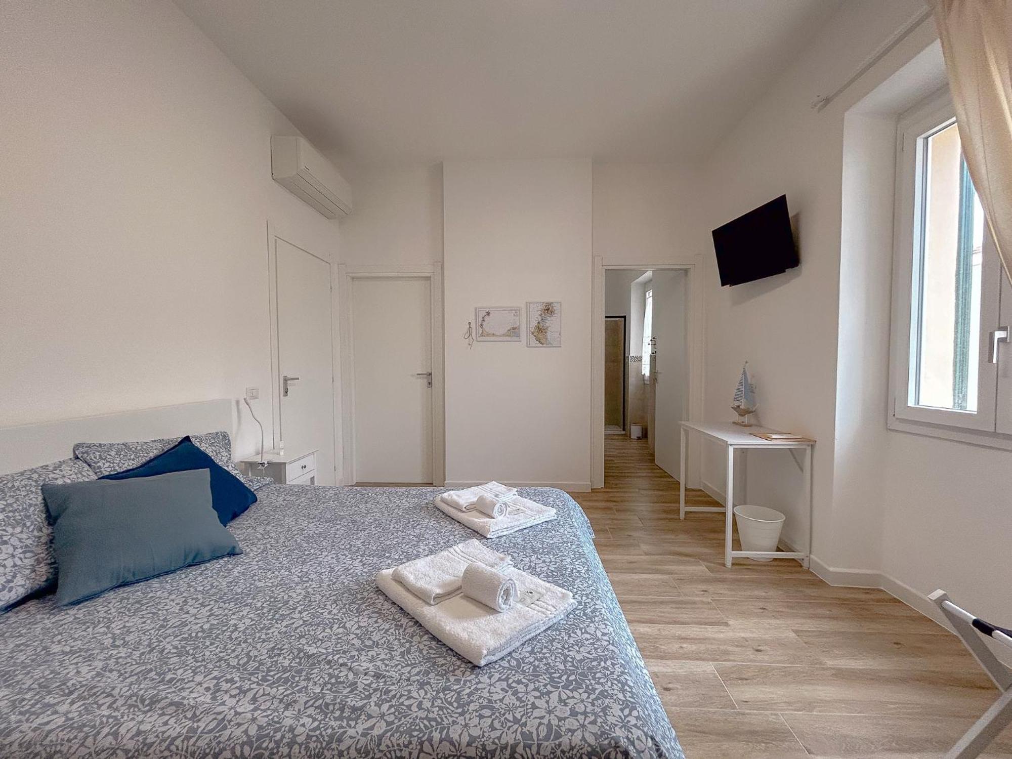La Marina - Rooms In Стинтино Экстерьер фото