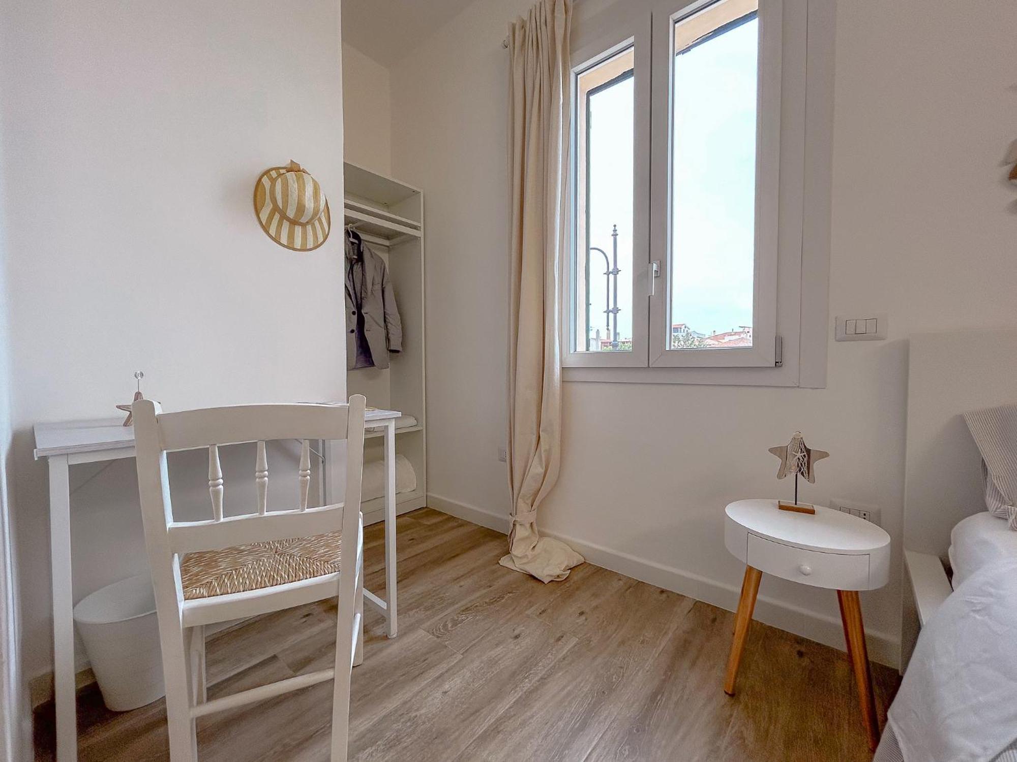 La Marina - Rooms In Стинтино Экстерьер фото