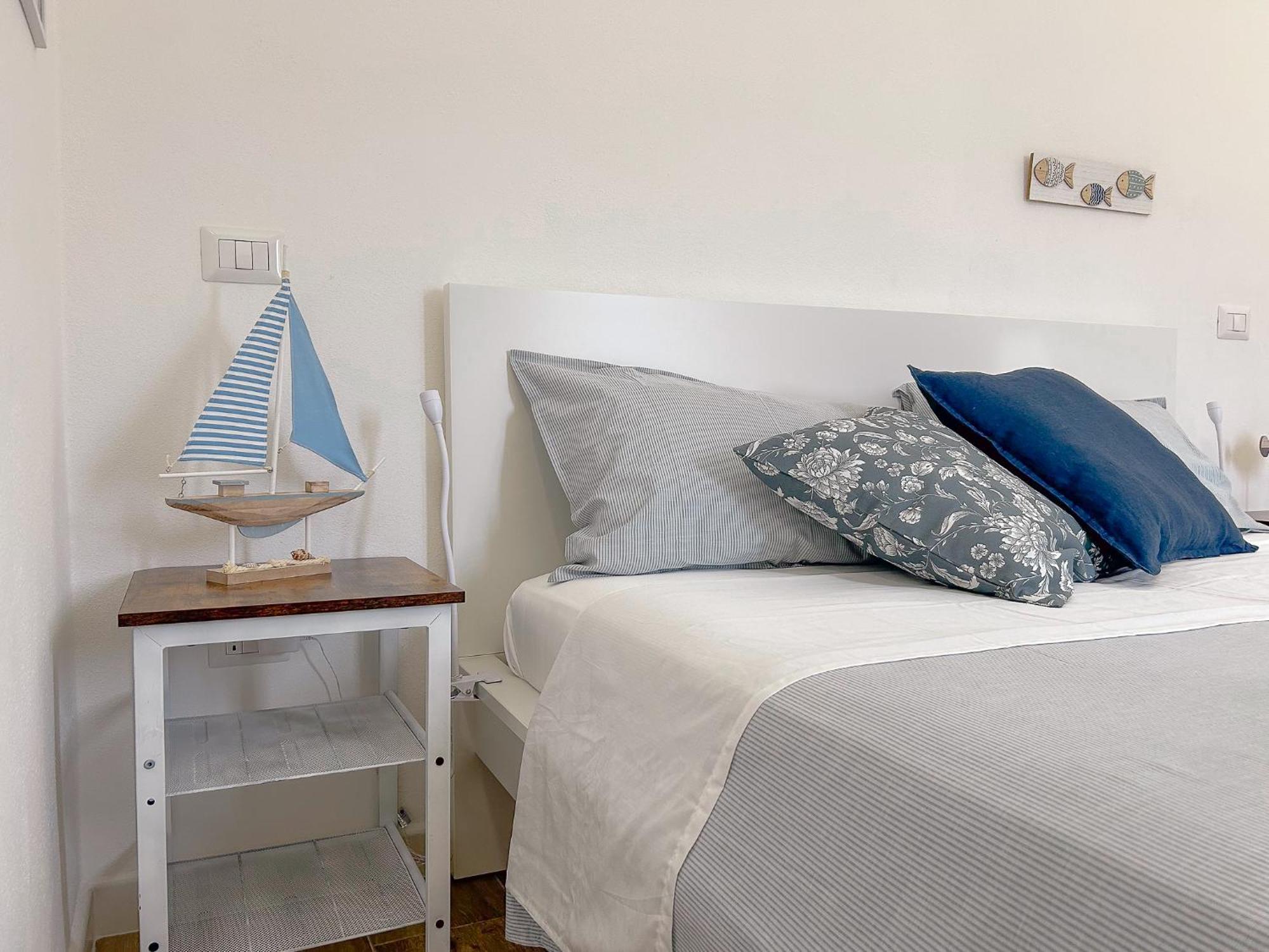 La Marina - Rooms In Стинтино Экстерьер фото
