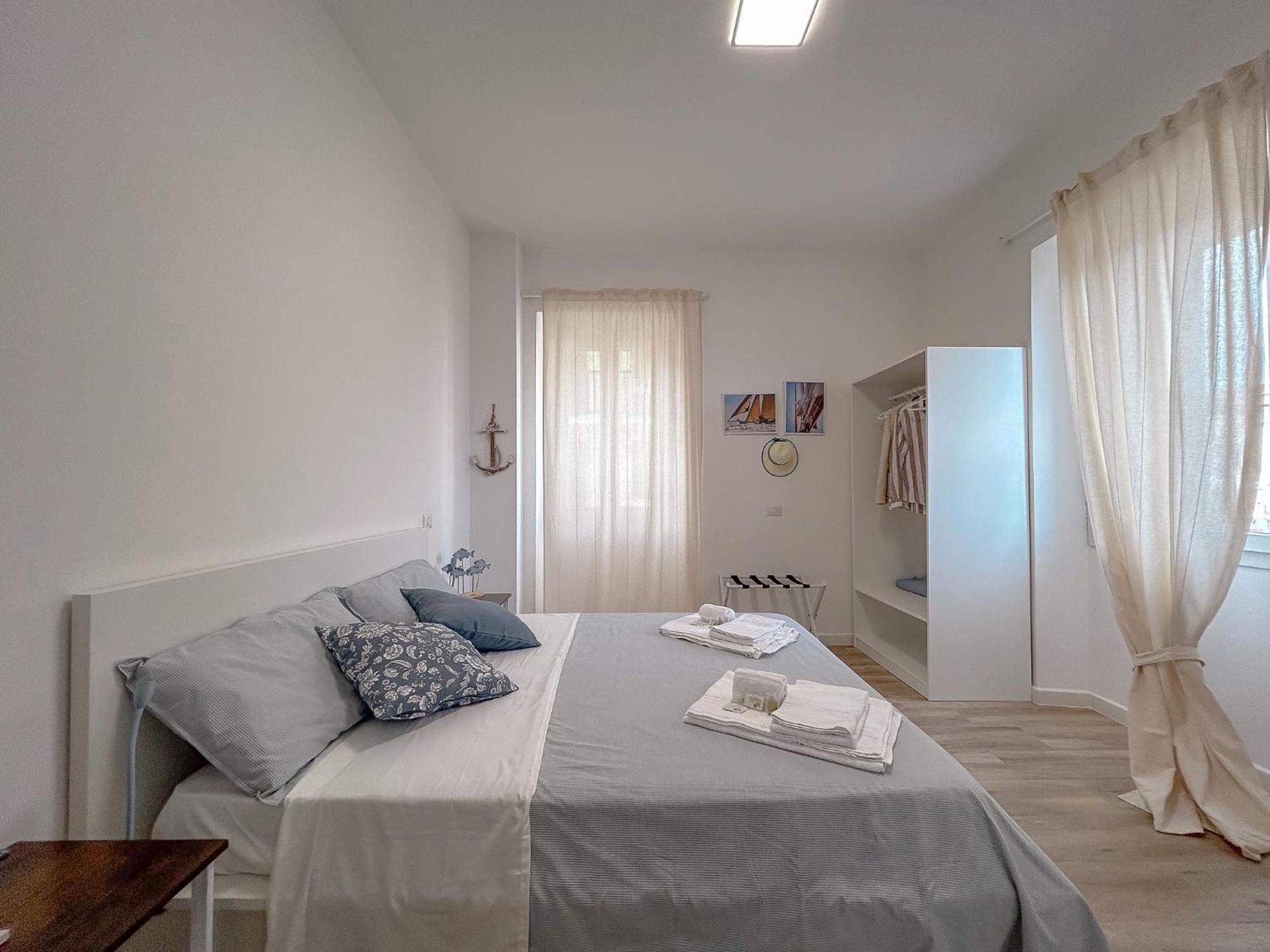 La Marina - Rooms In Стинтино Экстерьер фото